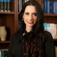 Rubia Kalil Moreschi