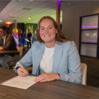 Nika De Jong