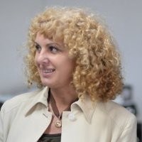 Inna Komar