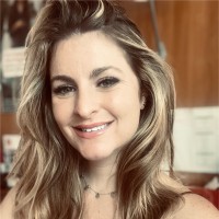 Eléna Thelen