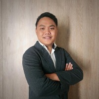 Tommy Saputra