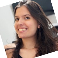 Julia Arvelos