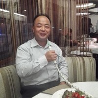 潘振国