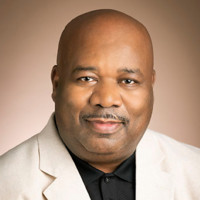 Dennis Dixon