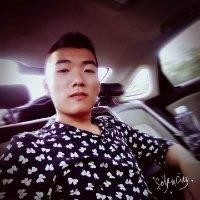 尹康楠