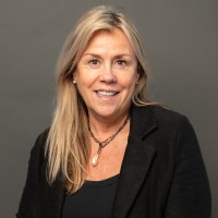 Fiona J Forde