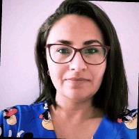 Viviane Torres dos Reis Oliveira