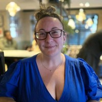 Laura Lowles