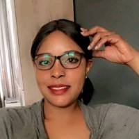 Michelle . T . De Weerd
