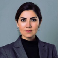 Farahnaz Rayatdoost