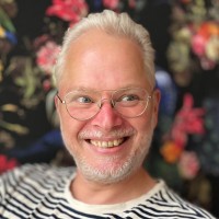 Dirk Stienstra