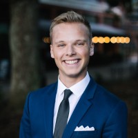 Garrett Stelling
