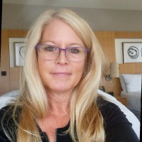 Tami Lewis Phd