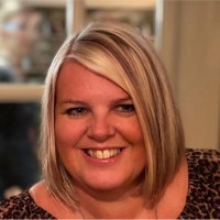 Amanda Large