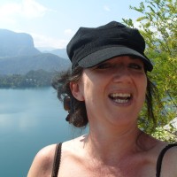 Liz R.