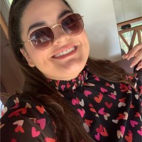 Larissa Leal Vieira Ferraz