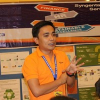 Regie Lacuesta