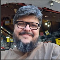 Eduardo Santos