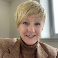 Niki Spence