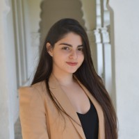 Nana M.
