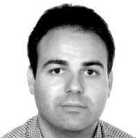 Excmo. Sr. Prof. Dr. FERNANDO-J. PALOMAR MASCARO