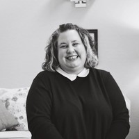 Julia Heselton