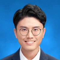 Young Jin Lee