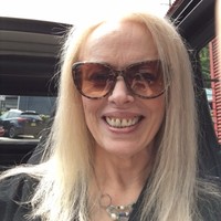 Mary Neal Houlihan