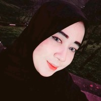 Devina R