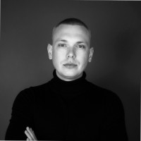 Laris Stein