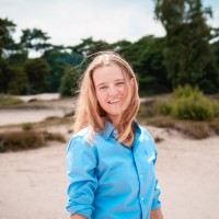 Esther Broenink