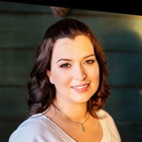 Babett Köles-Karvai