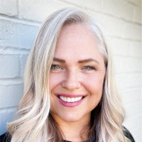Alison Broussard, Cai