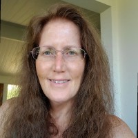 Celia Schmidt