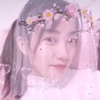 Nina Yue