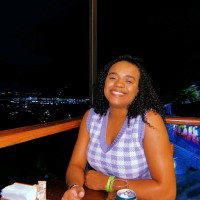 Evelyn Oliveira