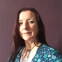 Dr Debbie Thackray