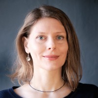 Julia Binter