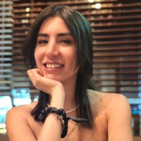 Valeria Lorenzana