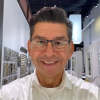 Robert Baiza