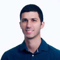Carlos Ravelo