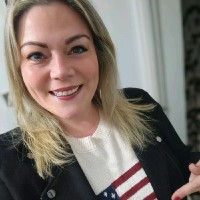 Kelly Arnold