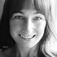 Elaine Davies