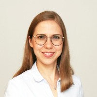 Dr. Maria Salfer