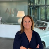 Clare Brown Pgdip Acma