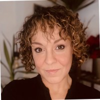Lucinda Periac-Arnold