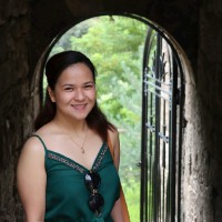 Marie Cris Salinas