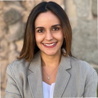 Stephanie Gomez Lariena