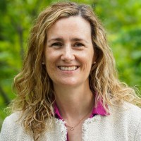 Liz Hinchliffe Lewis, CFA