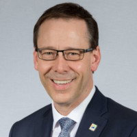 Gordon Daman, P. App, AACI, MRICS, MBA, B.A., Dip. Agr.